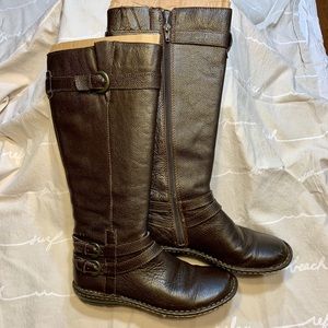 BOC Born of Comfort Womens Coffee Sz7 Riding Boot